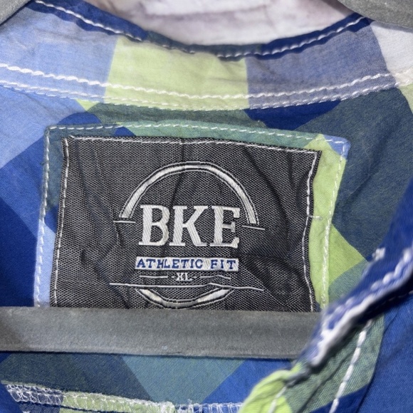 BKE Mens Shirt Gun Metal Buttons Athletic Fit Long Sleeve Large Plaid Sz XL - Picture 2 of 13